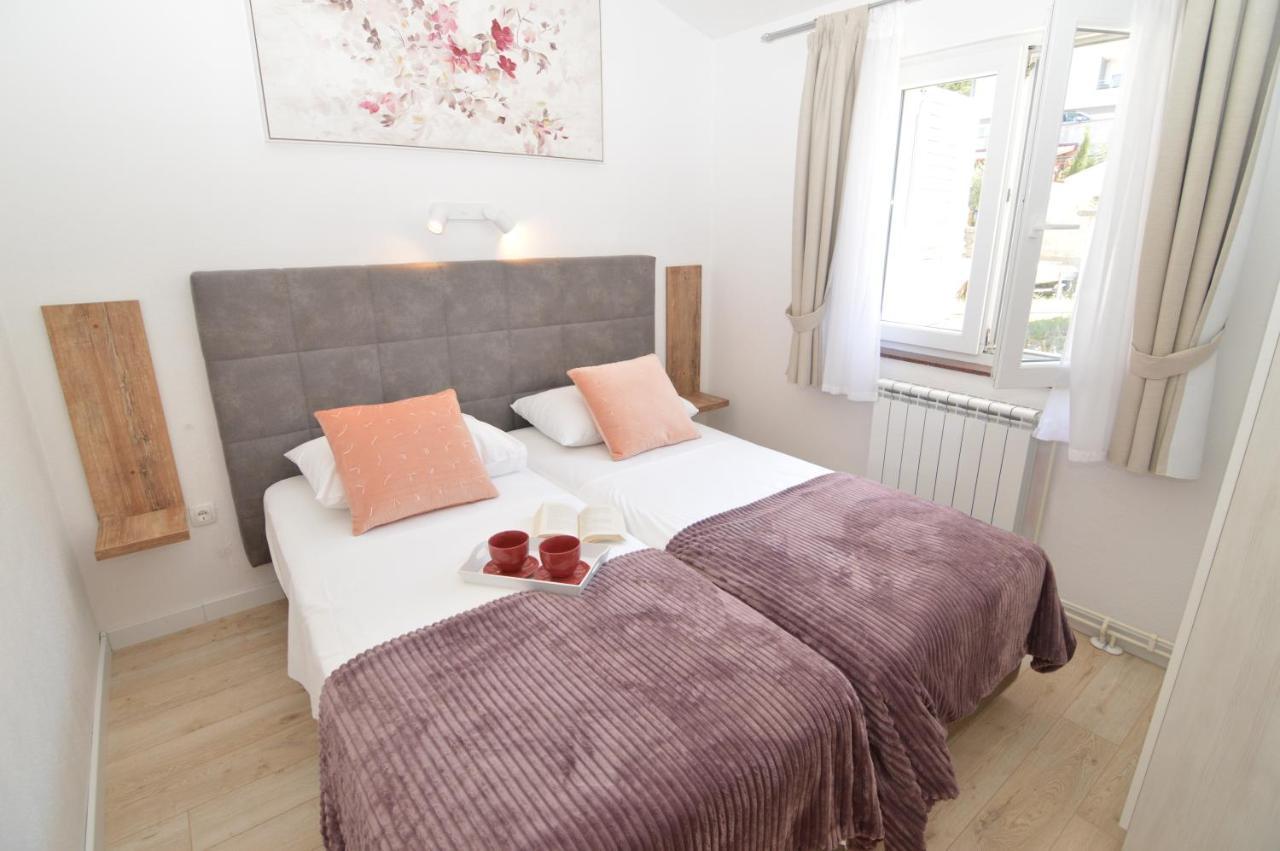 Apartments Amari Starigrad Paklenica Dış mekan fotoğraf