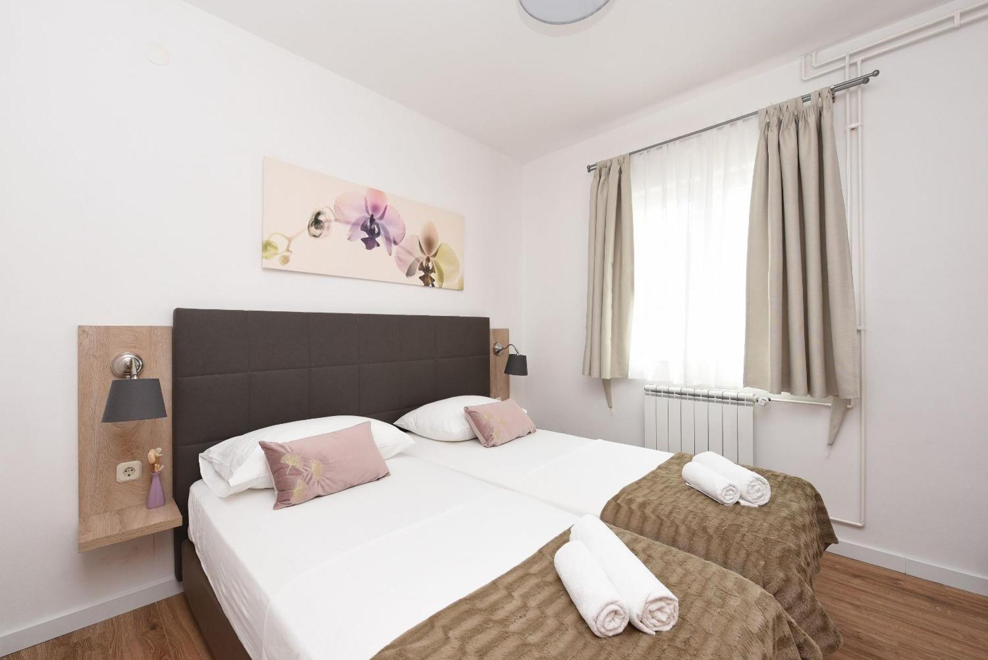 Apartments Amari Starigrad Paklenica Dış mekan fotoğraf
